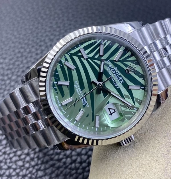 ロレックス 682421 時計コピー(2/8)
