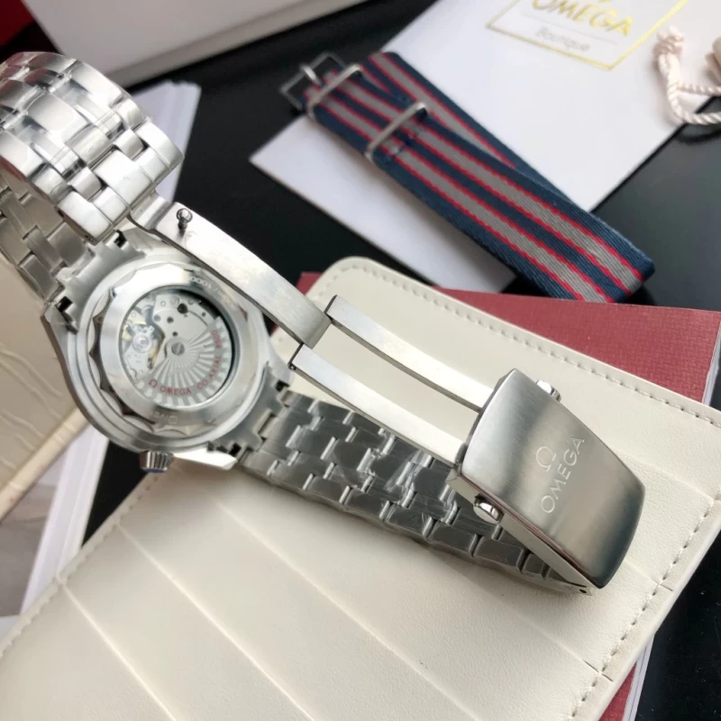 ブランドオメガコピー210.30.42.20.06.003バンド
