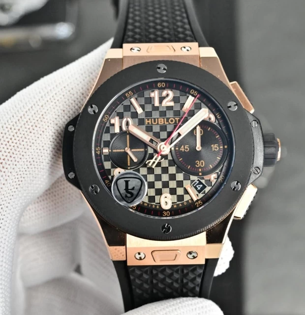 ウブロ時計コピー6900468正面