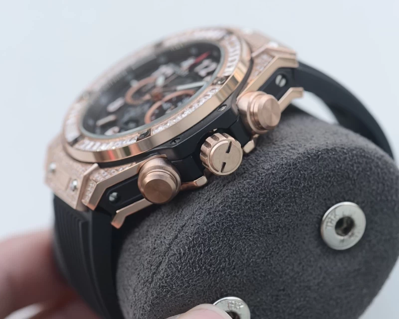 ウブロ時計コピーHB690074側面ケース