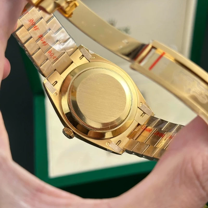 コピーデイデイトm228238-0005裏蓋