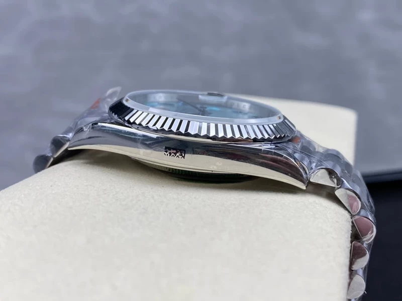 ロレックスコピー228236側面