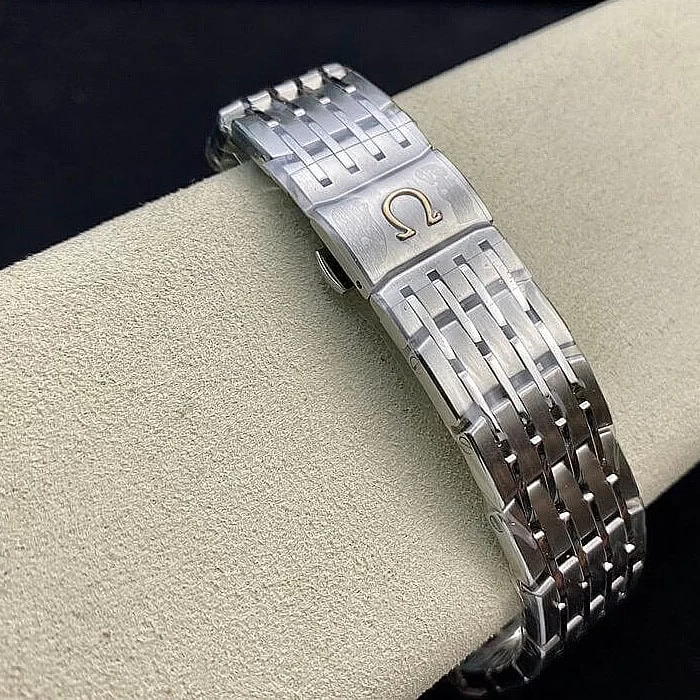 ブランドオメガコピー431.10.41.21.01.001バンド