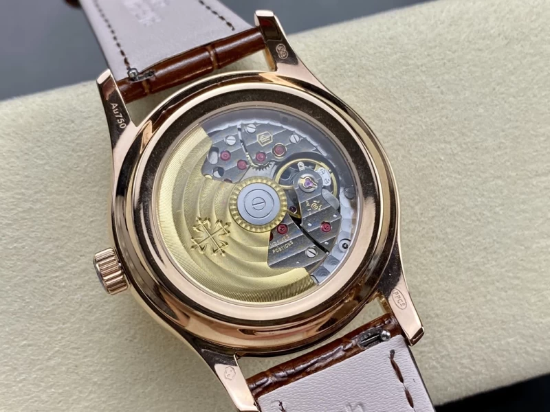 パテックフィリップコピー5205R 011裏蓋ムーブメント