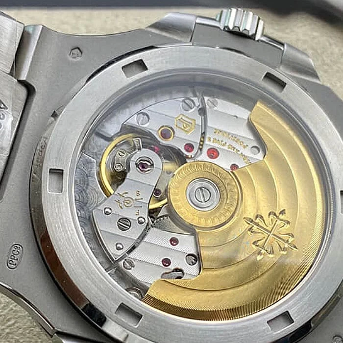 パテックフィリップ時計コピー5713/1G-010裏蓋ムーブメント