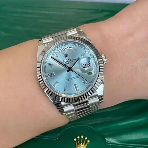 コピー時計228238-0071ブルー