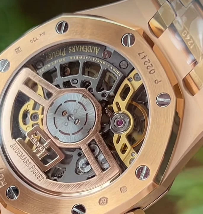オーデマピゲ時計コピー16204OR裏蓋ムーブメント