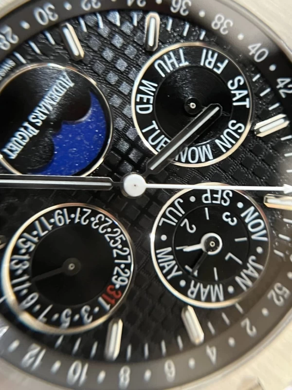 オーデマピゲ時計コピー26574ST.OO.1220ST.03文字盤クローズアップ