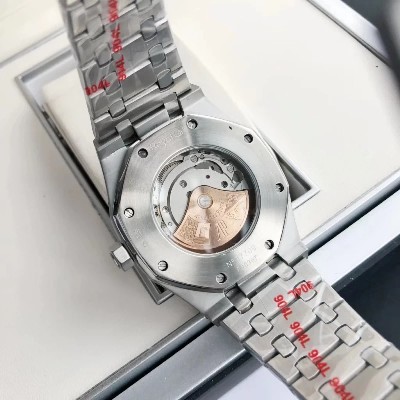 オーデマピゲコピー1550066裏蓋ムーブメント