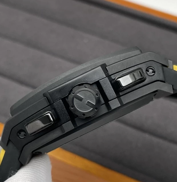 ウブロ 428023 時計コピー(4/8)