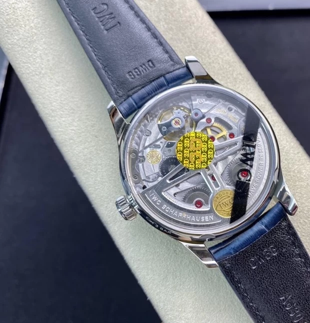IWC時計コピーIW00789裏蓋ムーブメント