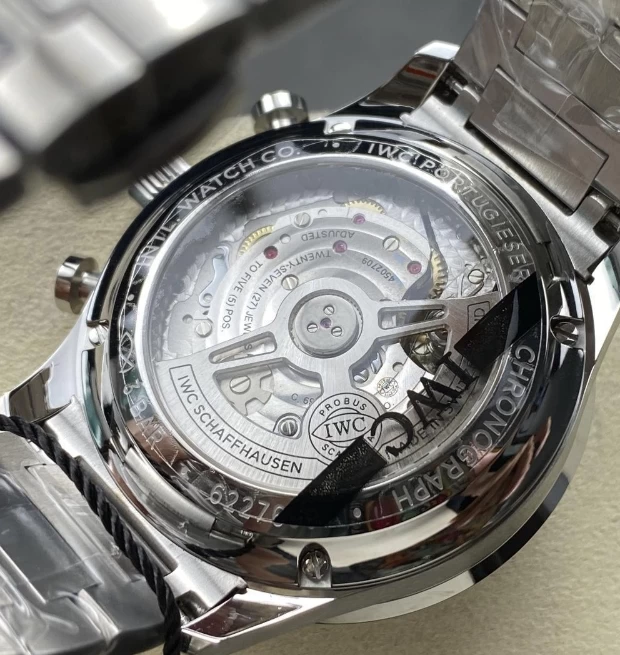 ブランドIWCコピーIW371607裏蓋ムーブメント