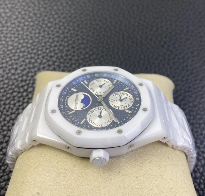 オーデマピゲ 26579 時計コピー(3/7)