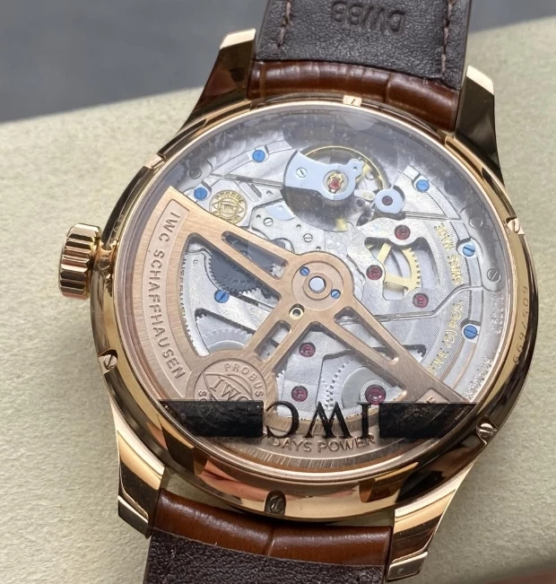 ブランドIWCコピーIW503302裏蓋ムーブメント