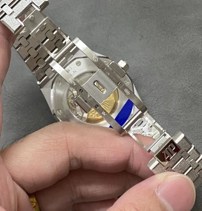 オーデマピゲ 15410 時計コピー(6/6)