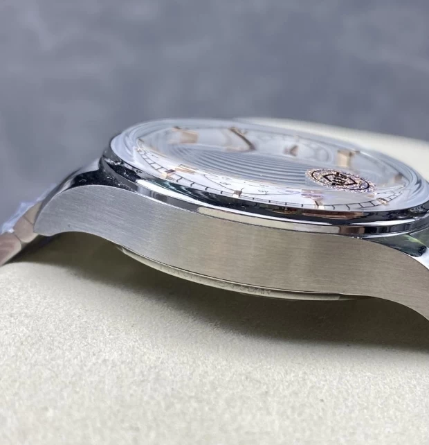 IWC IW255570 時計コピー(4/7)