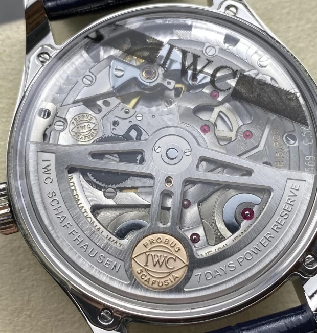 IWCコピー時計IW501701-1裏蓋ムーブメント