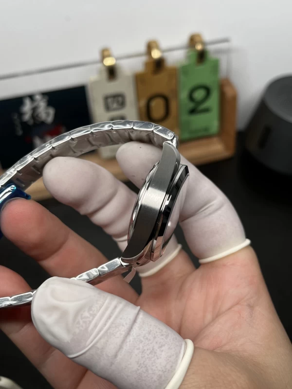 オメガ OM562850 時計コピー(3/5)