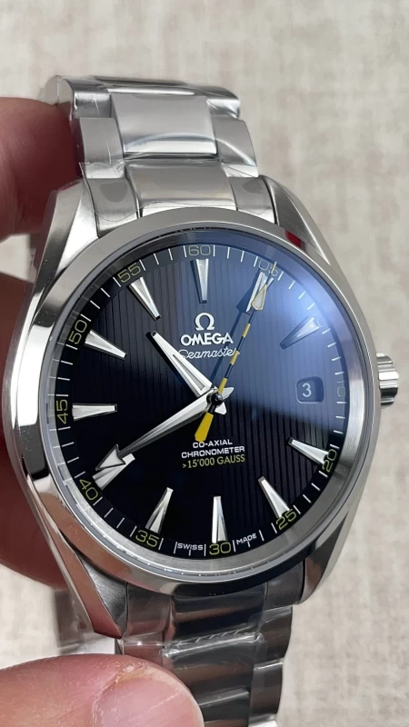 オメガ 231.10.42.21.01.003 時計コピー(3/6)