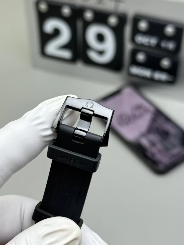 オメガ時計コピー210.62.44.20.01.001バンド