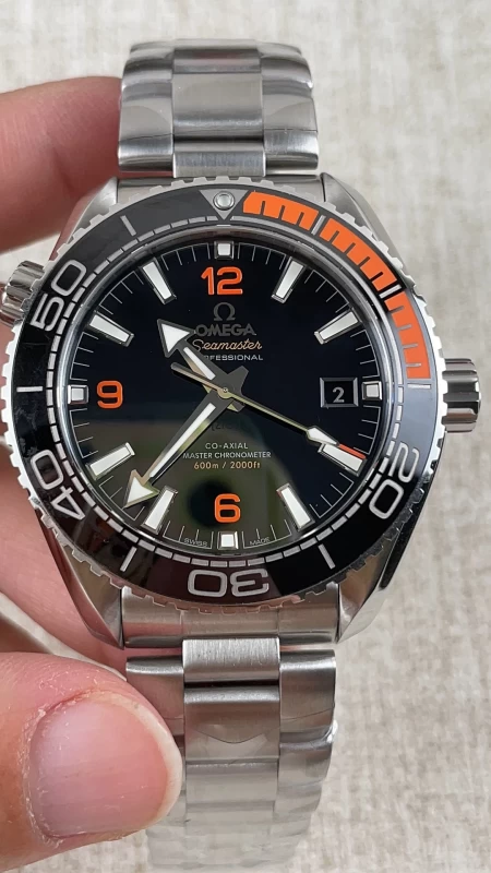 オメガコピー時計215.30.44.21.01.002文字盤クローズアップ