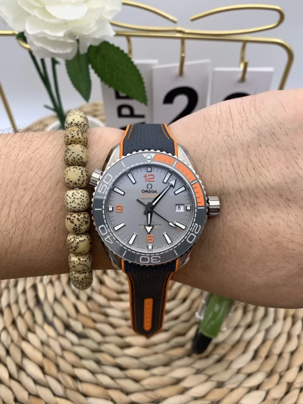 オメガ 215.92.43.21.99.001 時計コピー(3/6)