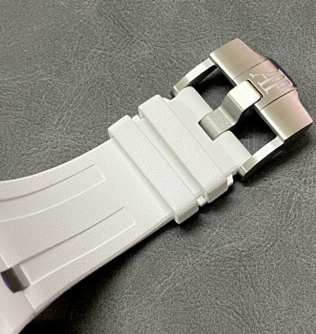 オーデマピゲ レプリカ15707 ストラップ