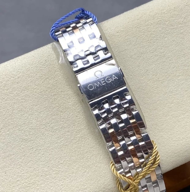 ブランドオメガ時計コピーOM11005バンド