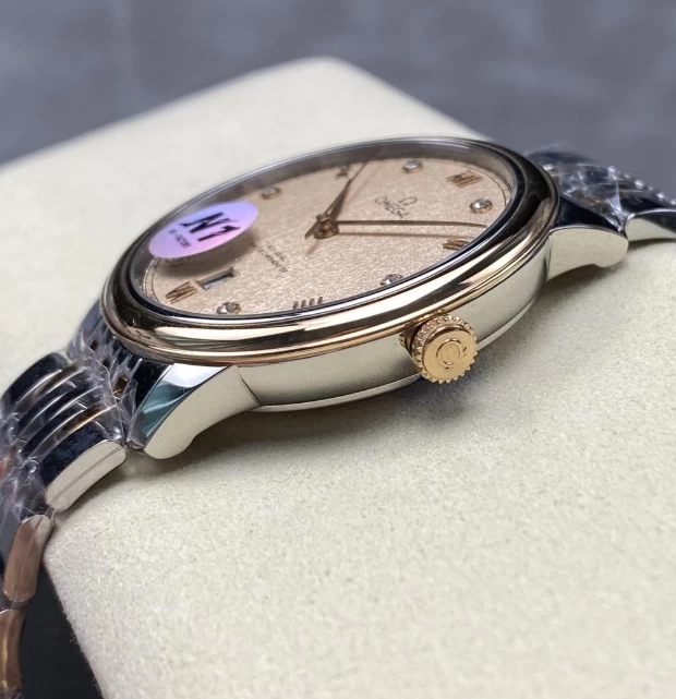 ブランドオメガ時計コピーOM11005側面ケース