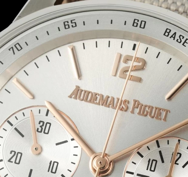 オーデマピゲ時計コピー26393-1文字盤クローズアップ