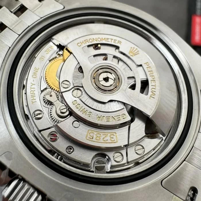 ロレックス時計コピー126720vtnr-0002裏蓋ムーブメント