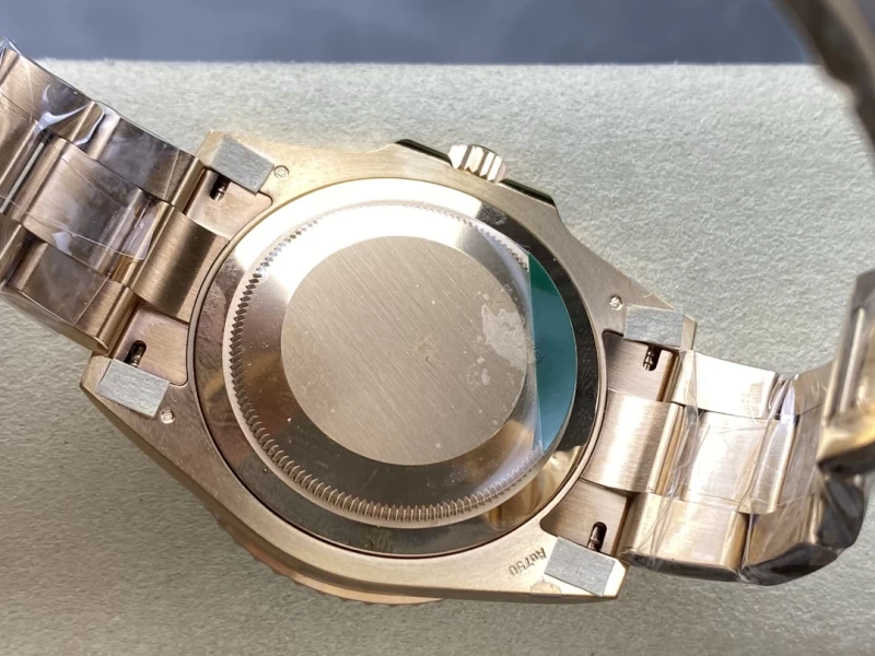 ブランドロレックスコピー126715CHNR裏蓋