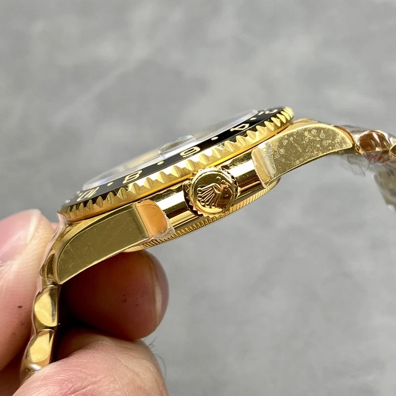 ロレックスコピー時計m126718grnr側面ケース