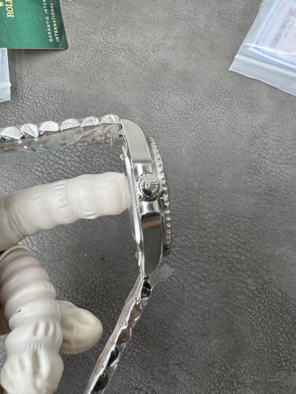 ロレックスコピー時計m126720vtnr-0002側面ケース