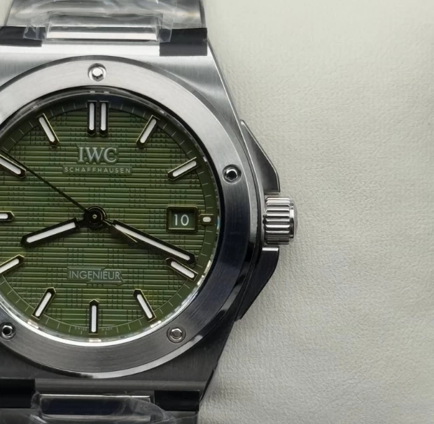 IWC時計コピーIWC60075文字盤クローズアップ