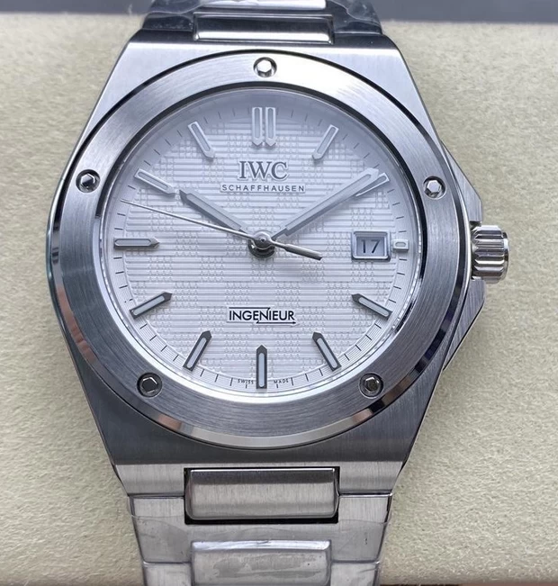 IWC時計コピーIWC60075ホワイト