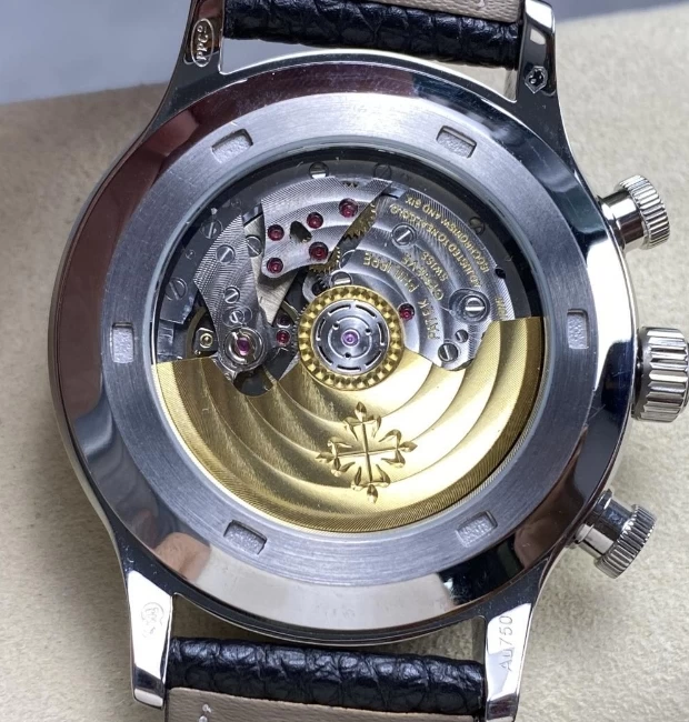 パテックフィリップコピー5924裏蓋ムーブメント