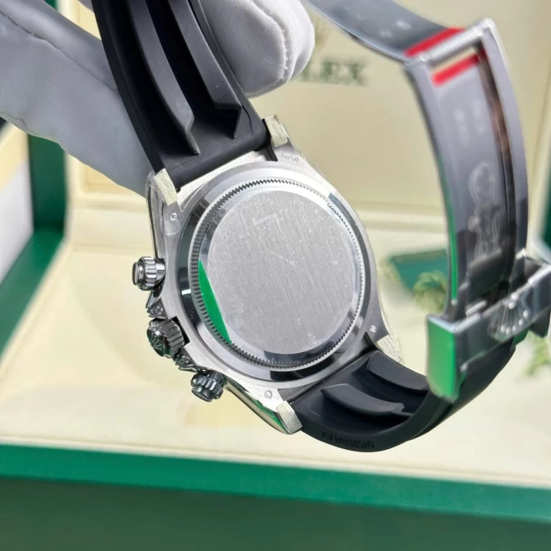 ブランド時計ロレックス126539TBR裏蓋