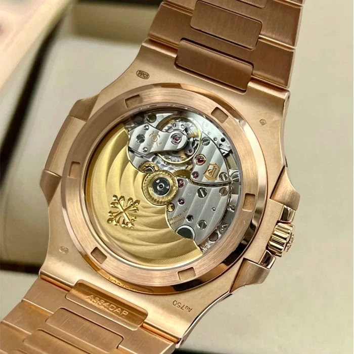 パテックフィリップブランドコピー5711/1R-001裏蓋ムーブメント