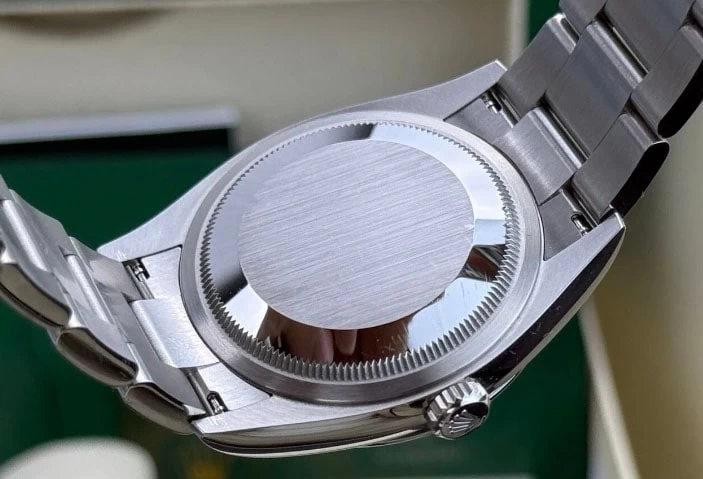 ロレックス時計コピー126000-0016裏蓋