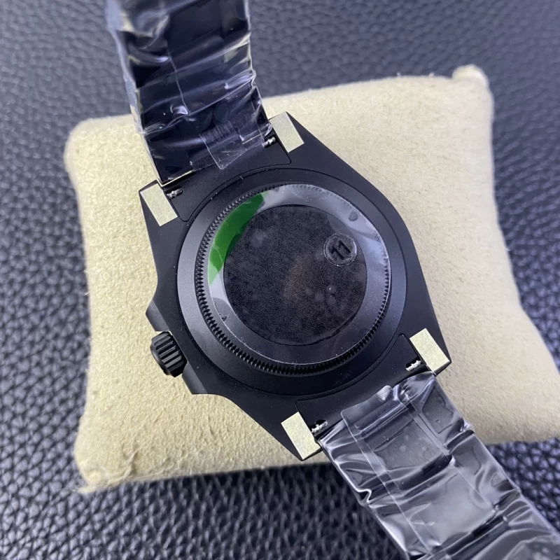 ロレックスコピー時計116610LV PVD-DLC裏蓋