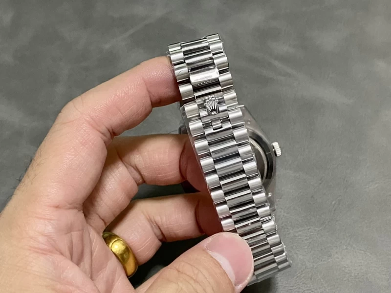 ブランドコピーロレックスM228236 0003バンド