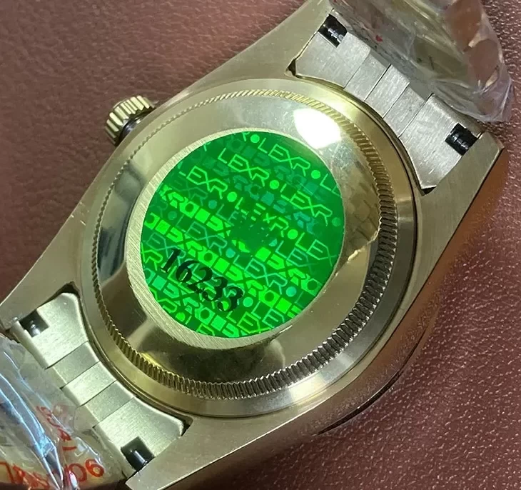 ロレックスコピー時計128348RBR裏蓋