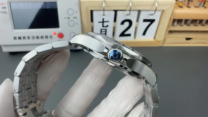 ブランドオメガコピー173288側面ケース