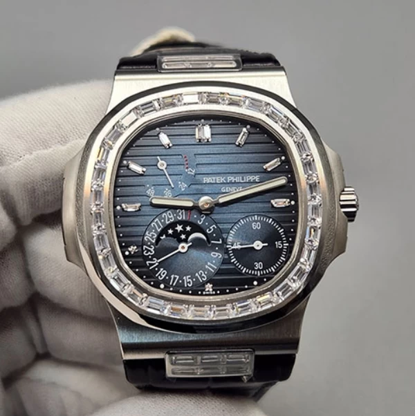 パテックフィリップコピー時計5724R-001ブルー