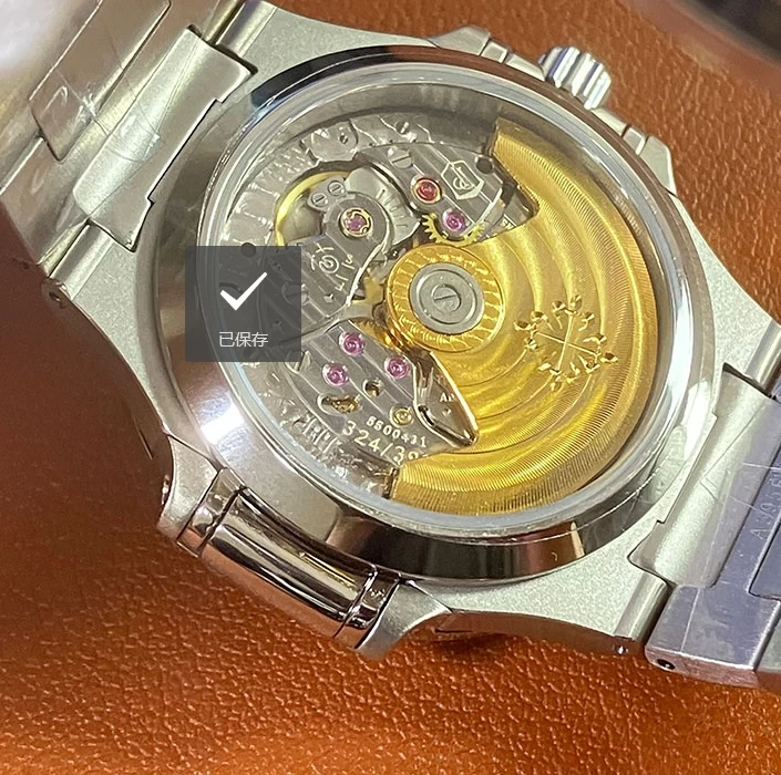パテックフィリップコピー70081A-012裏蓋ムーブメント