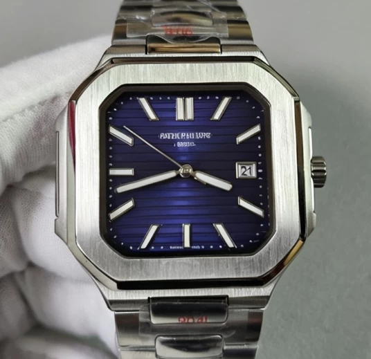 パテックフィリップコピー時計71281G-001正面