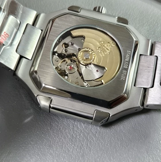 パテックフィリップコピー時計71281G-001裏蓋ムーブメント
