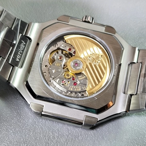 パテックフィリップコピー時計58211A-001裏蓋ムーブメント