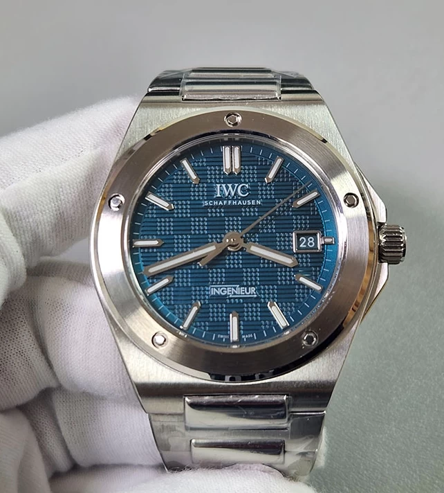ブランドIWCコピーIW328903正面